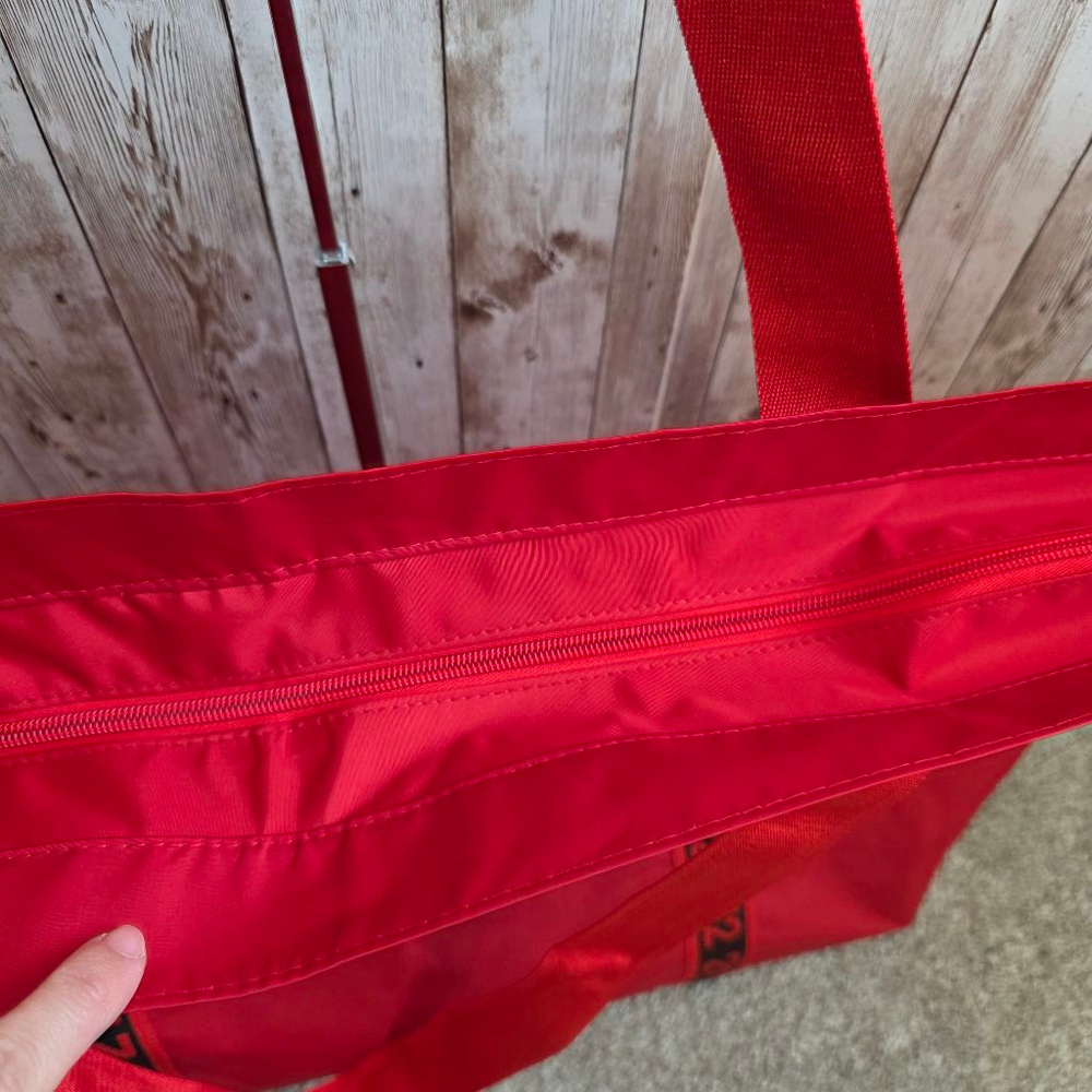 Women's Carolina Herrera large beach, travel Tote Bag Red - Picture 5 of 8